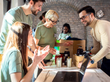 Teknoloji Entegrasyonu Yoluyla NFP’ler için Daha Güvenli, Daha Akıllı Bir Gelecek İnşa Etmek