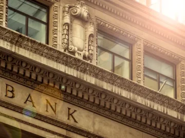 Finans sektöründe satıcılar siber güvenlik konusunda müşterilerin gerisinde kalıyor