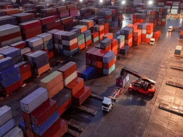 Yeni cephe hattı: Yapay zeka ve otomasyon tedarik zincirini nasıl güvence altına alıyor?