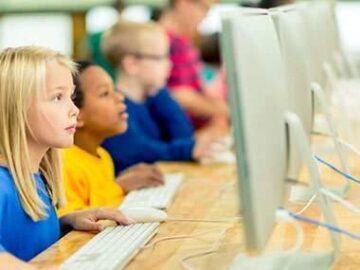 NSW Eğitim Bakanlığı okullarının web yenilemesi kayıt sayısını artırıyor